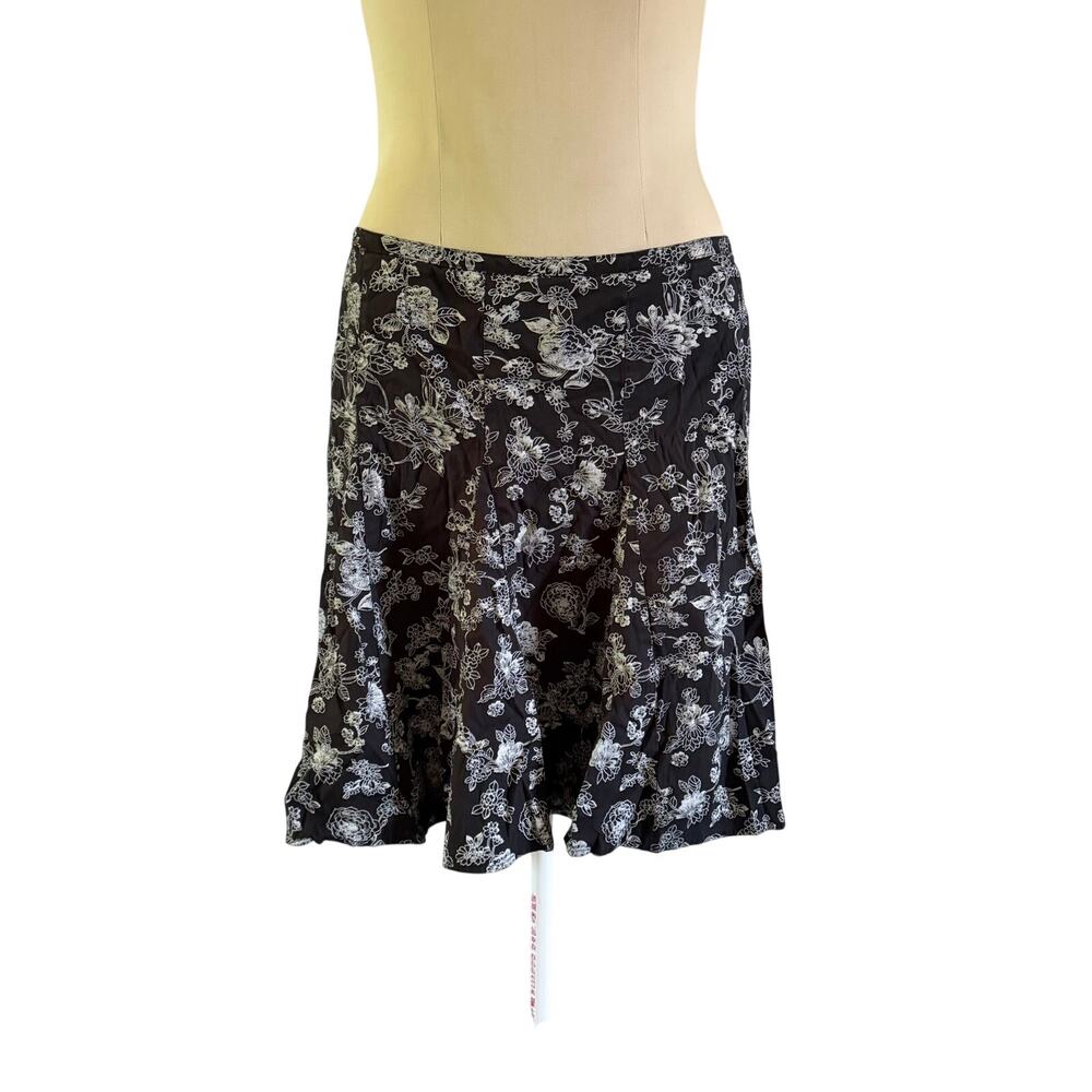 VTG Y2K 2000s Black Floral Short Skirt M/L Whimsygoth Floral Grunge